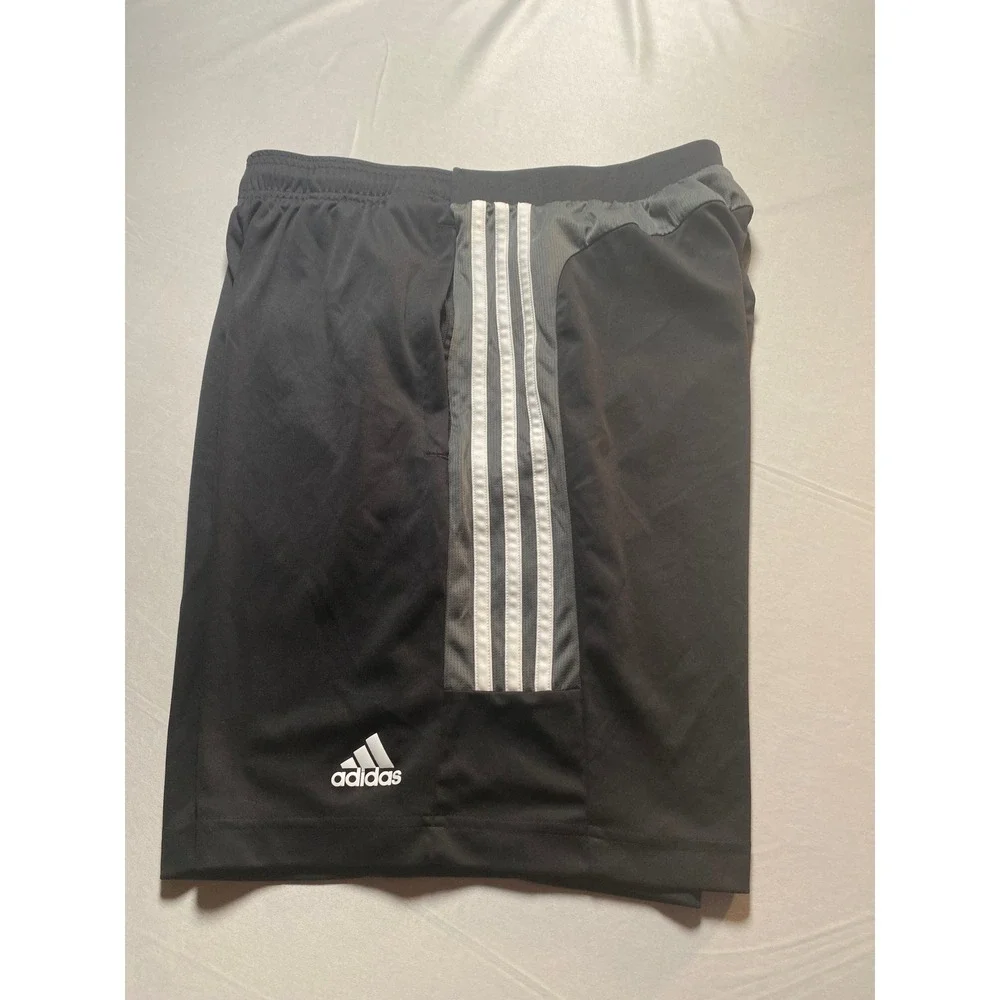 Adidas Mens Aeroready Black 3-Stripe Athletic Training Shorts HD9646 Size M